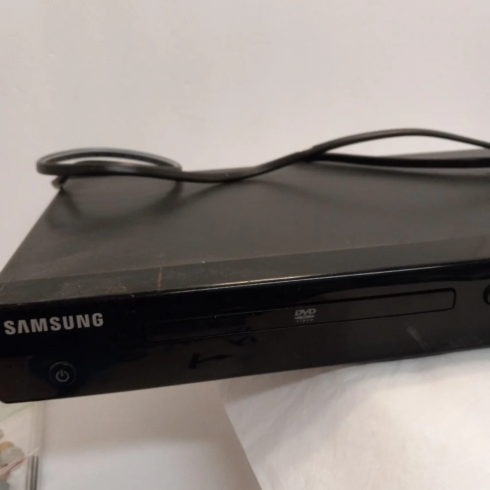 SAMSUNG DVD-1080p8/XAA 1080p DVD Player